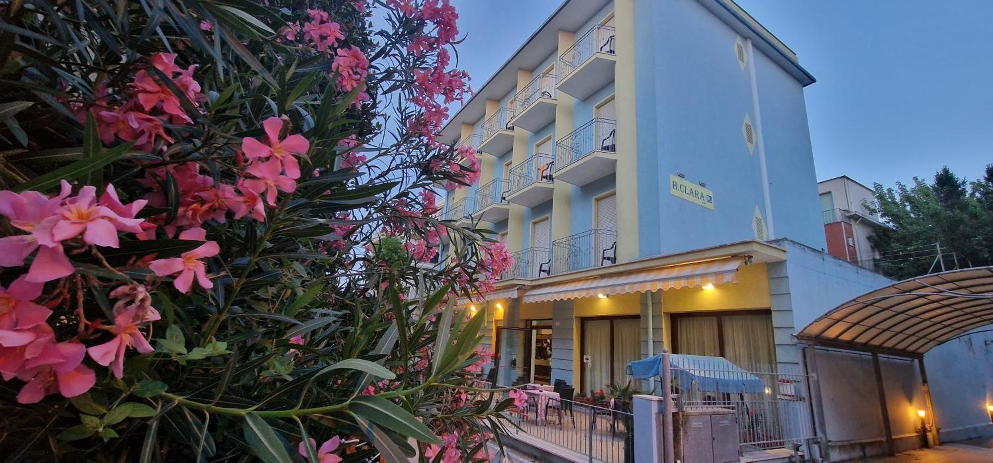 Hotel Clara Rimini Exterior photo